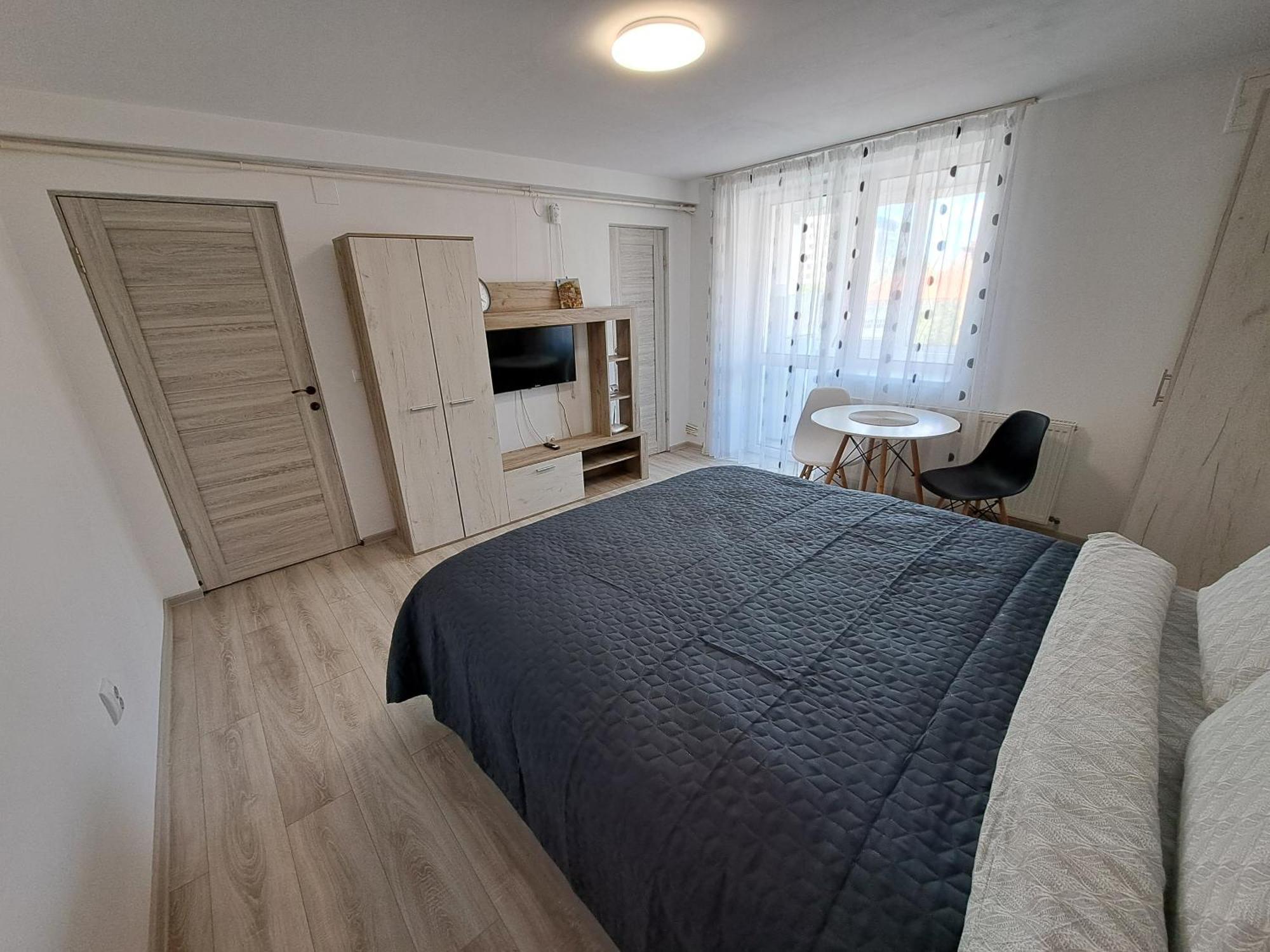 Garsoniera La Bulevard Braşov Eksteriør billede